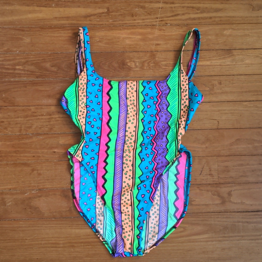 Colorful 90s Vintage One Piece Bathing Suit